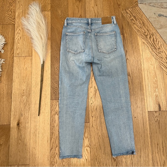DENIM FORUM | The Yoko High Rise Slim High Waisted Jeans - Picture 8 of 14